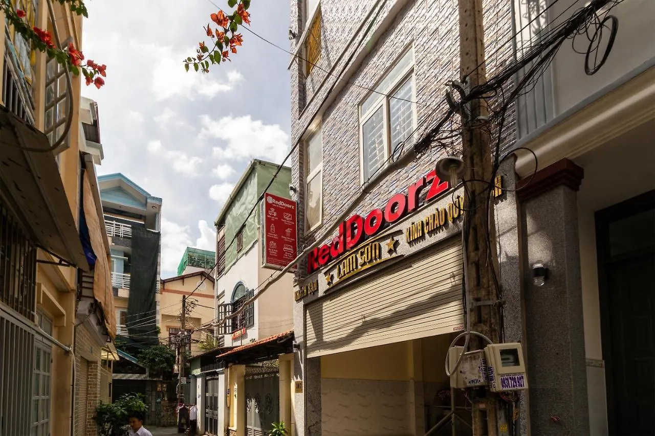Reddoorz Near Etown 4 Hotel Ho Chi Minh City