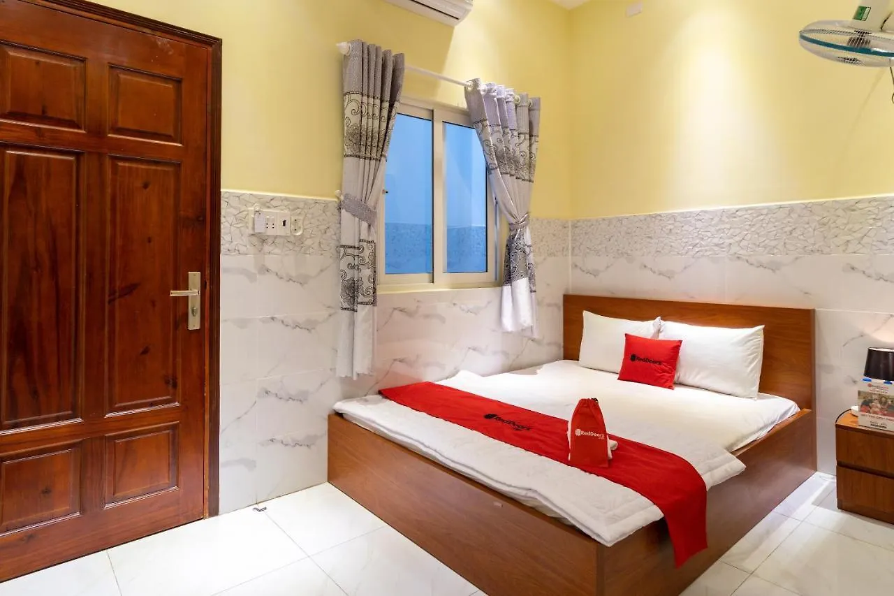 Reddoorz Near Etown 4 Hotel Ho Chi Minh City 2*,  Vietnam